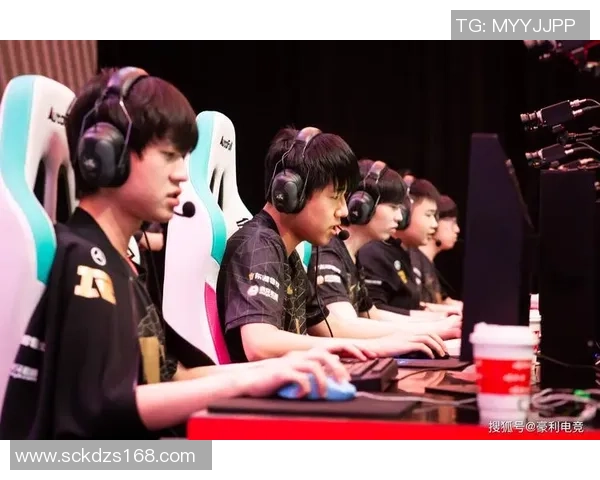 RNG战队近期状态对比分析及其对比赛表现的影响探讨 RNG战队近期状态对比分析及其对比赛表现的影响探讨