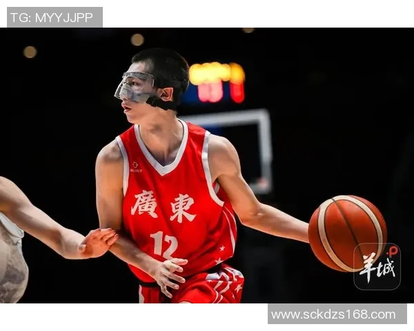 CBA精彩对决2018年11月16日广东队迎战青岛队全场回顾与精彩瞬间分析