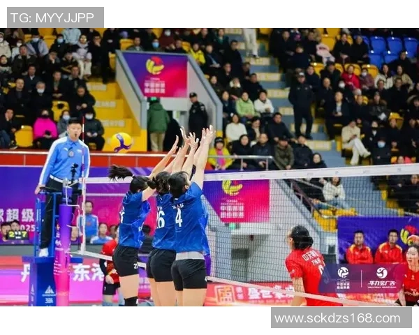女排联赛精彩对决上海女排迎战山东女排争夺季后赛席位